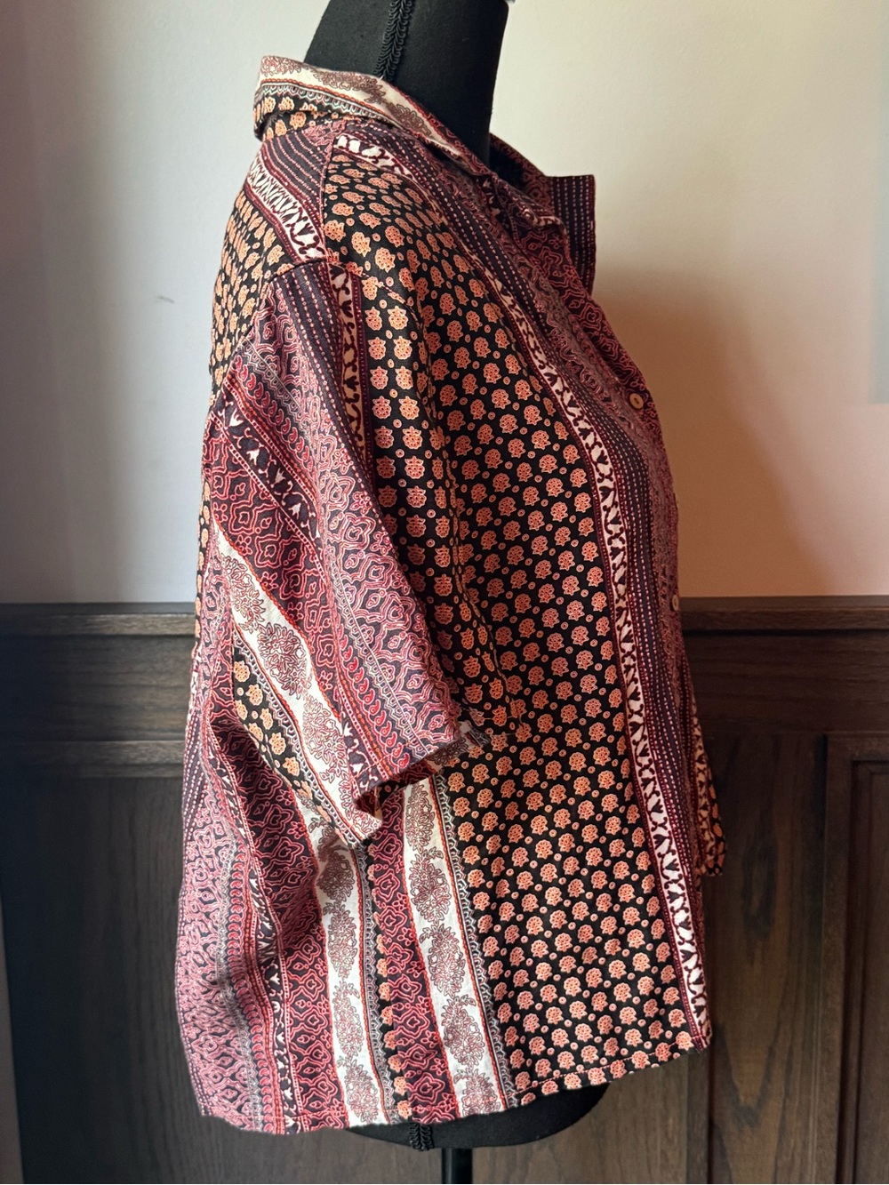 Rachel Zoe Short-Sleeve Linen Button-Down Shirt in Burgundy and Blush Pattern xl - Picture 4 of 5